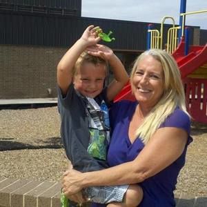 Meet your Posher, Connie